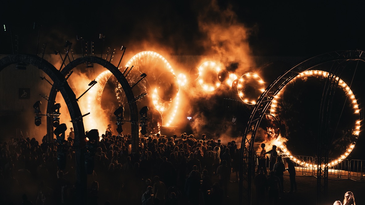 1CEF0ED5-1B18-42BA-8009-A7EE41C15F19_1_105_c